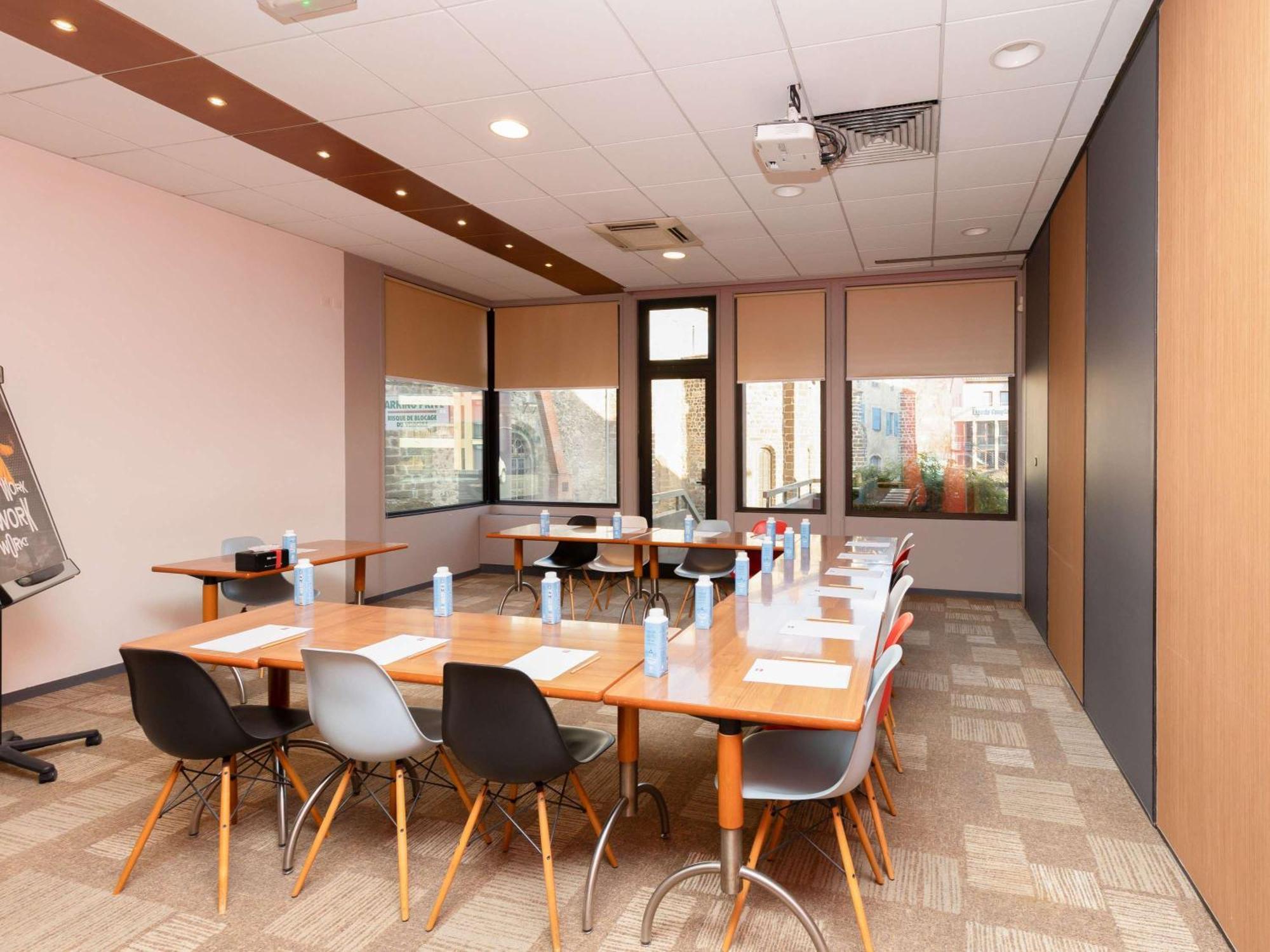 Ibis Le Puy-En-Velay Centre Hotel Eksteriør billede